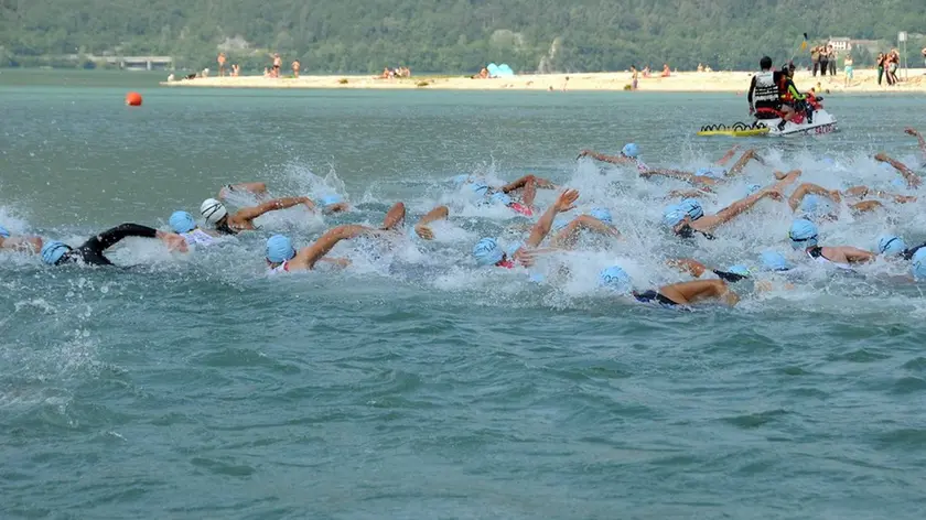 Triathlon cross country al lago di Santa Croce