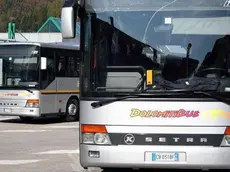 Agordo (BL), 26 Ottobre 2005, Stazione Dolomitibus - Agordo (BL), 26 October 2005, Dolomitibus station - Le tariffe pubblicate da Dolomiti bus sono in vigore dal 1º settembre