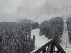 Il palasport di Sappada dopo l'ulteriore crollo di lunedi' sera