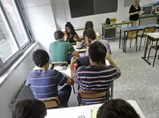 L'interno di una classe durante il primo giorno di scuola al liceo Newton di Roma, oggi 12 settembre 2011 a Roma..ANSA/ALESSANDRO DI MEO