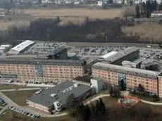 Una veduta aerea dell'area dell'ospedale San Martino Sotto il direttore sanitario dell'Usl 1 Lucio Di Silvio