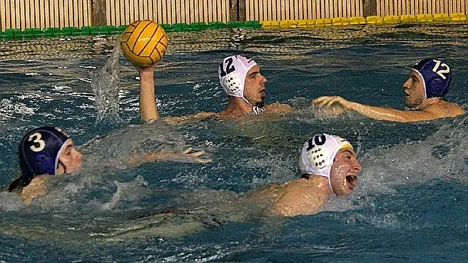 Sono partiti a inizio mese i corsi di pallanuoto alla piscina comunale di Pieve di Cadore