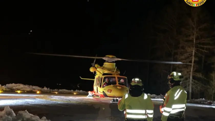 L'elicottero atterrato al Codivilla di Cortina