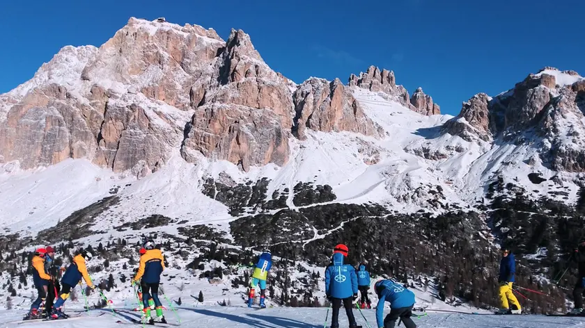 Uno scatto dei primi sciatori in Col Gallina