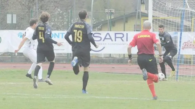 Il gol di Simone Corbanese