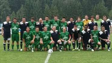 Foto di gruppo per la Lazio e l’Union Ripa Fenadora