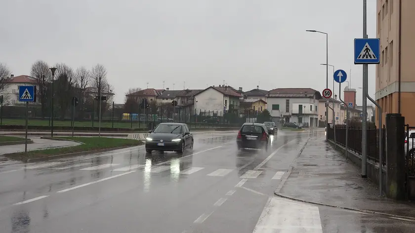 Il punto dell'investimento in via Bagnols sur Ceze a Feltre, davanti al nuovo ingresso dell'ospedale