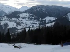 Una bambina muore dopo essere caduta nel torrente vicino al campo scuola