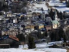 Cortina d'Ampezzo, 28 ottobre 2006. Veduta del paese - Una veduta di Cortina da sempre nel mirino degli speculatori