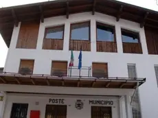 Il municipio di San Tomaso Agordino