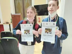 Valentina Pontil Ceste e Giulio Dandrea con i diplomi conquistati a Reggio Calabria