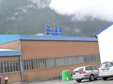 In foto la Diab l'azienda di Longarone, dove Antonio Soccol lavorava come tecnico della sicurezza