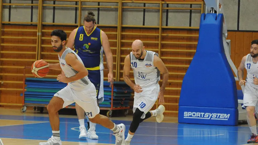 Luca Bettin e Alberto Gobbo del Basket Feltre J&W