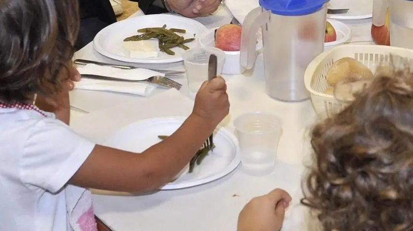 Una mensa scolastica in una immagine di archivio ANSA