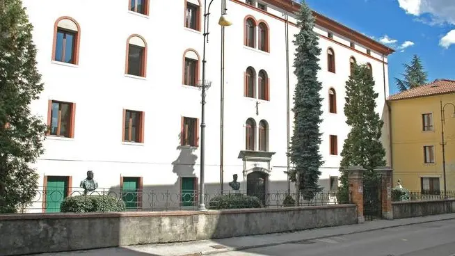 I soldi dovuti dal Comune alla Provincia sono per l'Iti Segato