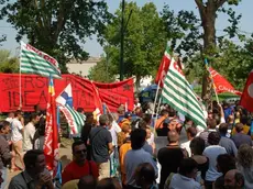 Una manifestazione di lavoratori della Ceramica