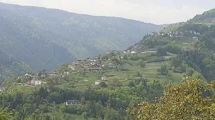 Una veduta di Arina La frazione lamonese risolverà finalmente i suoi problemi idrici