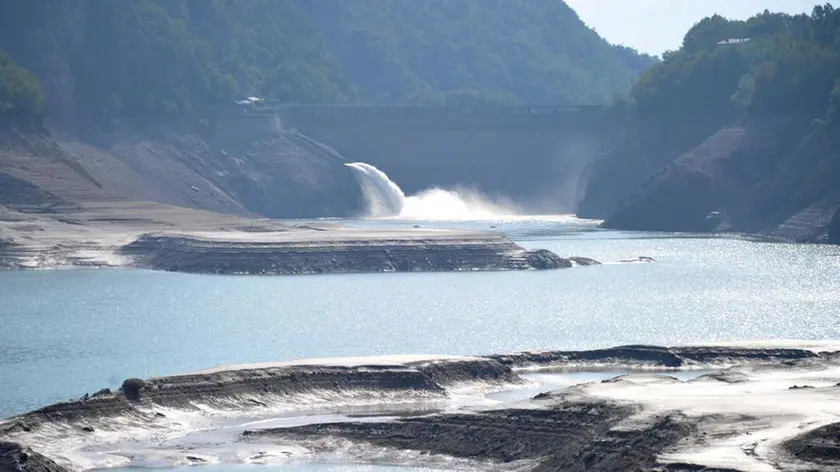La siccità che ha colpito il lago del Mis e le riserve d'acqua della provincia di Belluno