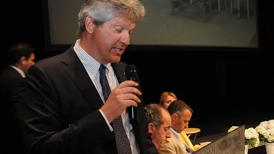 gian paolo perona-perona-belluno- al comunale confronto tra i candidati alle regioneali 2015