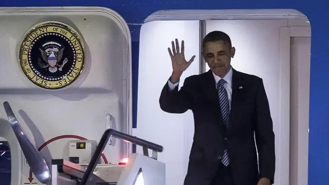 US President Barack Obama arrives at "Leonardo da Vinci" international airport in Fiumicino, near Rome, Italy, 26 March 2014. ANSA/ANGELO CARCONI