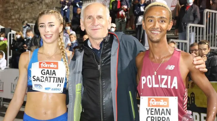 Gianpietro Slongo con Gaia Sabattini e Yeman Crippa che hanno gareggiato al Giro delle Mura