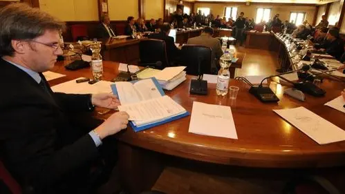 Il consiglio provinciale di belluno vota e approva la sfiducia al Presidente Gian Paolo Bottacin