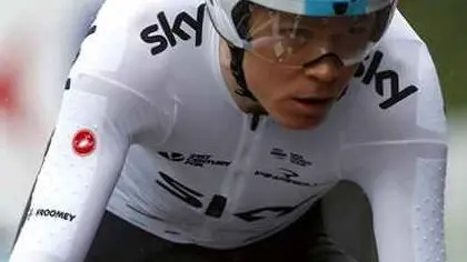 Il "contestato" body del Team Sky