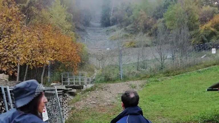 Personale della Protezione civile in Alpago per i danni del maltempo nel dicembre 2020