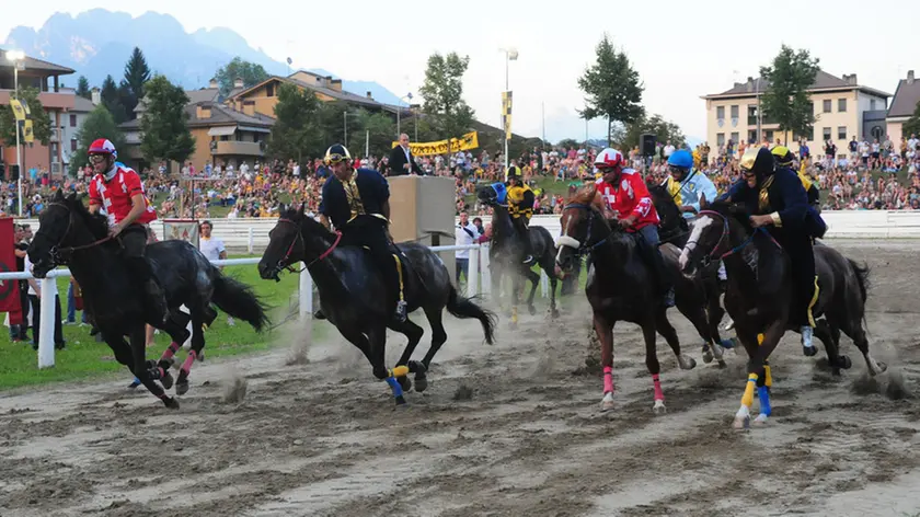 iL PALIO DI FELTRE VINTO DA cASTELLO