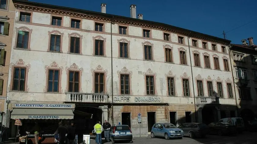 Il palazzo Fulcis in piazza Vittorio Emanuele acquistato dalla Fondazione