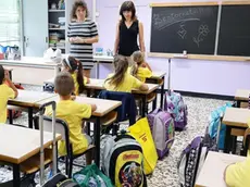 Bambini della scuola elementare Del Piaz si preparano ad iniziare il nuovo anno scolasticoa Torino, 12 Settembre 2016. ANSA/ ALESSANDRO DI MARCO