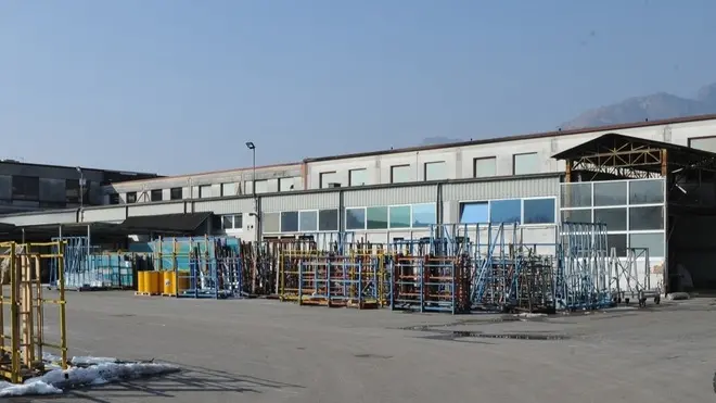 Il sindaco Incontra i dipendenti della zadra vetri