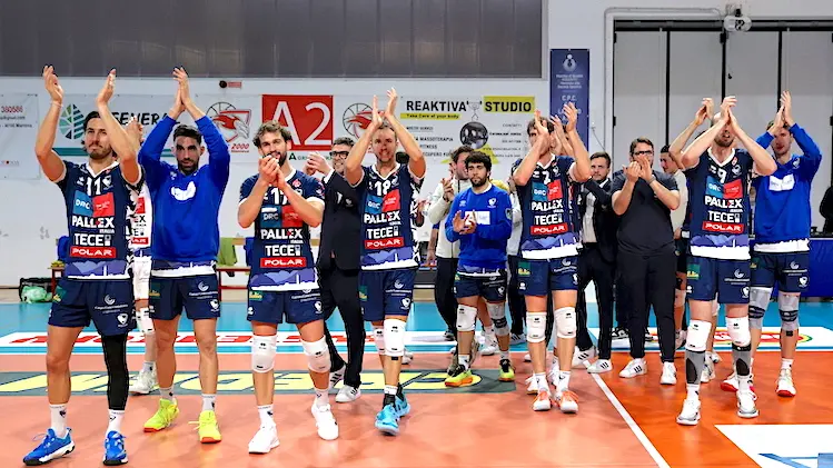 La gioia dei rinoceronti alla fine della partita di Mantova