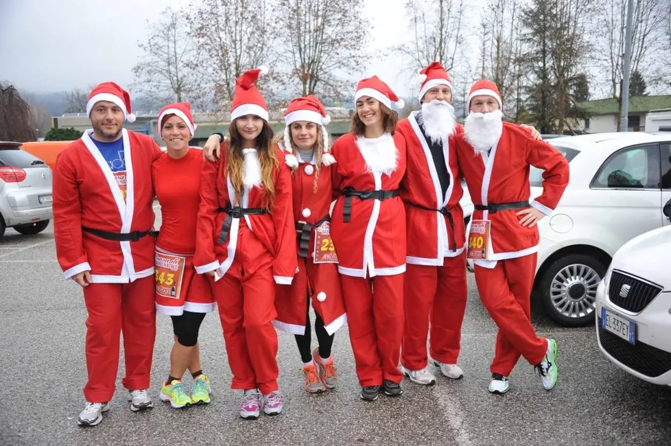 Corsa dei Babbo Natale a Pedavena