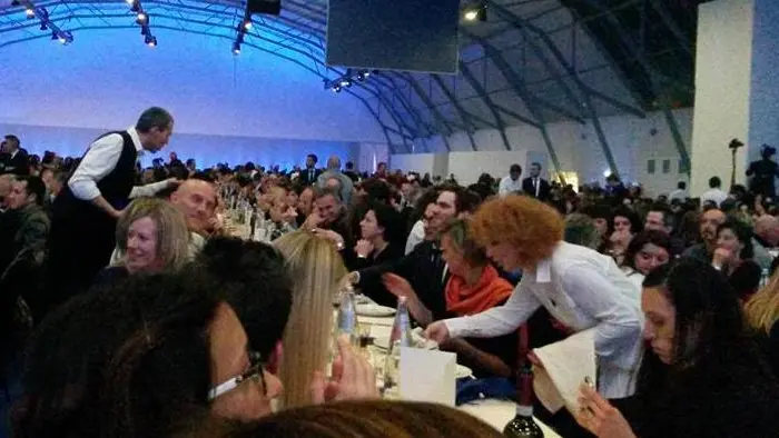 Una passata edizione della cena natalizia di Luxottica