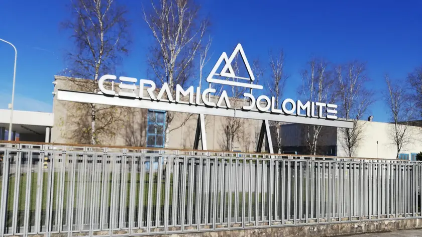 Lo stabilimento della Ceramica Dolomite a Borgo Valbelluna