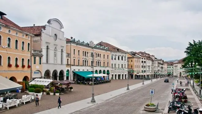 La piazza dei martiri di Belluno