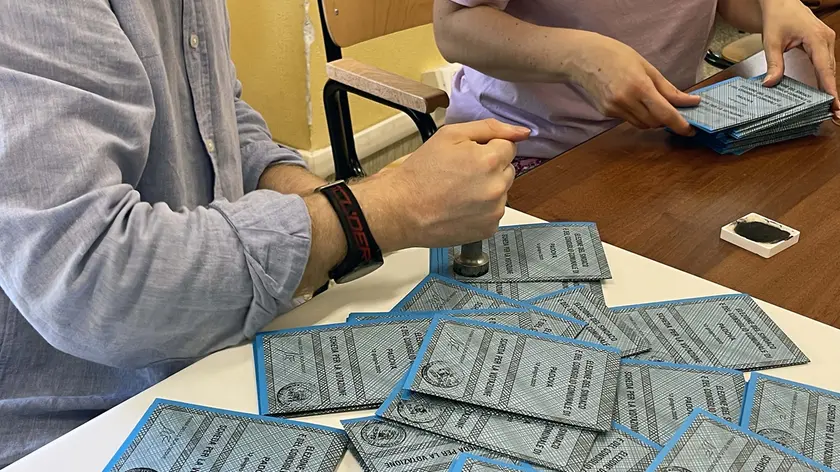 TOME-AGENZIA BIANCHI- PADOVA- PREPARATIVI SEGGI