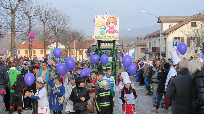 Torna domenica 19 febbraio la sfilata dei carri del Carnevale Castionese