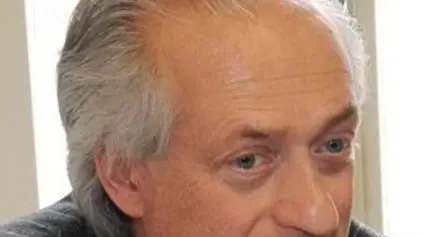 Belluno, 21 marzo 2008. Il senatore Giancarlo Pagliarini nella sede de "La Destra" di bellunoPaolo Patelmo