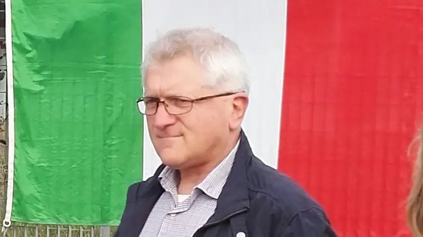 Il dirigente scolastico Alessandro Bee deceduto domenica a 62 anni