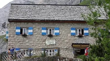 Il rifugio Falier all’Ombretta