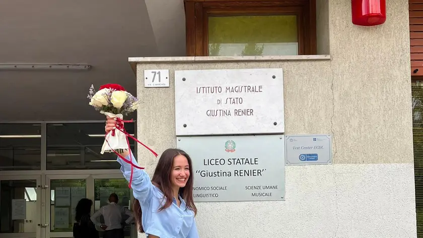 Caterina Venturelli, centina con lode al Renier