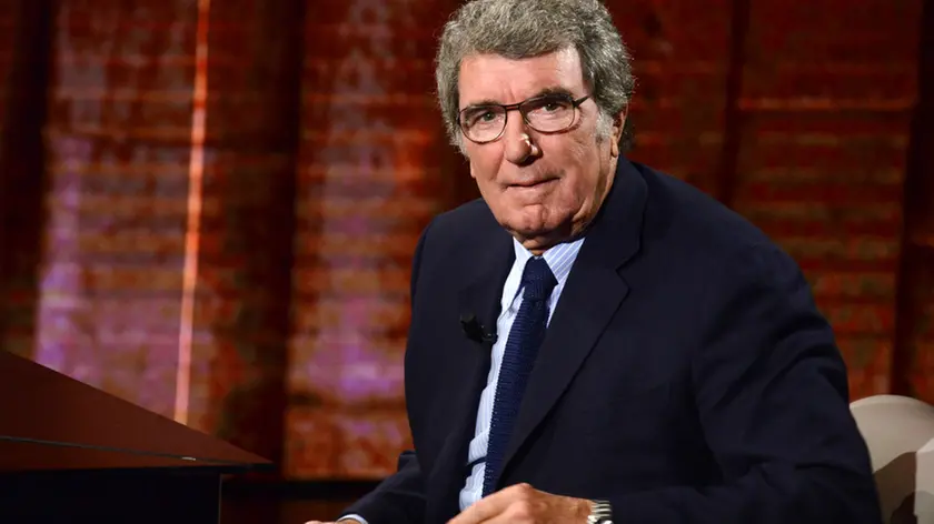 28 Sep 2014, Milan, Italy --- Celebrities appear on the television show "Che tempo che fa" on Rai 3 in Milan, Italy. Pictured: Dino Zoff --- Image by © Splash News/Corbis