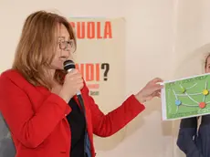 al catullo la presentazione del logo riferito al progetto" rete di solidarietà" realizzato dagli studenti con la partecipazione delle associazioni di categoria