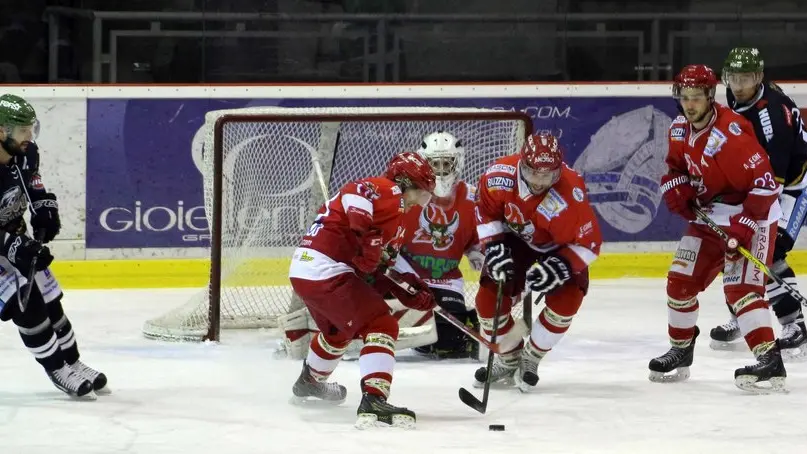 Alleghe- Merano, gara 2 dei playoffo di serie B di hockey su ghiaccio