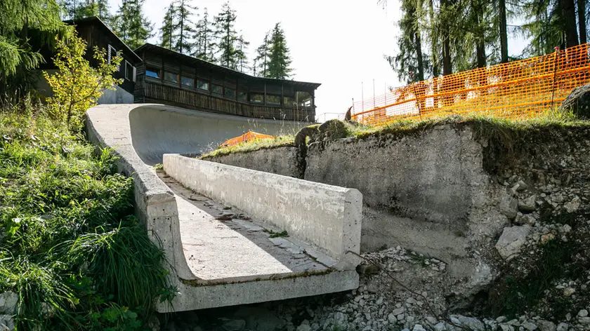 I lavori di abbattimento dell'ex pista da bob olimpica Eugenio Monti di Cortina