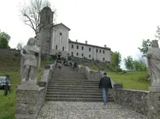 Feltre, il santuario dei santi Vittore e Corona sulla rocca del monte Miesna ad Anzù