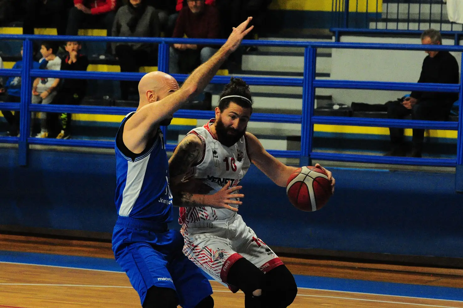 Rivincita dopo la gara di andata. Il Feltre Joint and Welding ha vinto il derby in casa del Valbelluna Veneta 21.