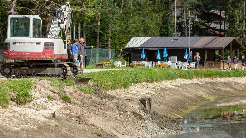 Lavori in corso al Lago di Mosigo di San Vito di Cadore - Da Rin - Perona